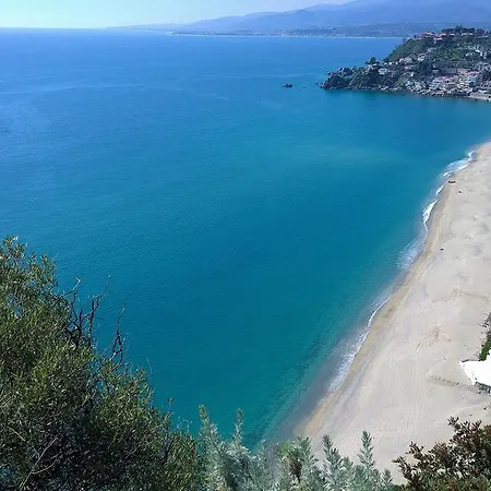 Cala Longa * Montauro