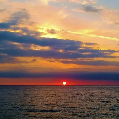 منتزه العطل Cala Longa