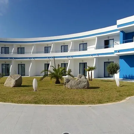 منتزه العطل Cala Longa Montauro